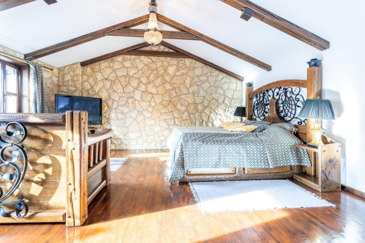 Stone House Srida Apartamento Baška Voda Exterior foto